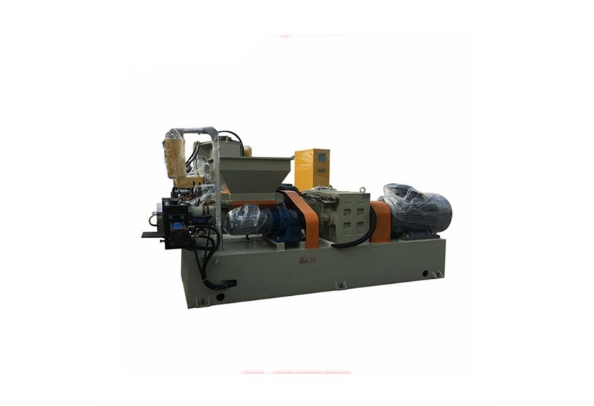 強(qiáng)制喂料擠出過濾機(jī):工業(yè)自動(dòng)化的利器-3